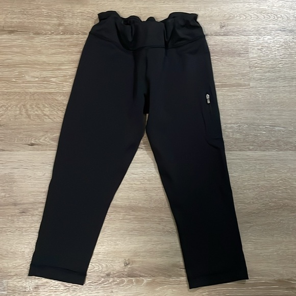 Lululemon Run: Track Attack Crop Leggings - Picture 6 of 9